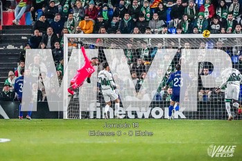 Mackay se ha ganado el cariño de la afición | Nando Verdú. 