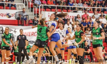 Las leonas no han podido hacer nada ante el equipo de Navarra.