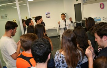 Estudiantes de Bachillerato de Ciencias de la Salud del IES La Melva visitan el Hospital General de Elda