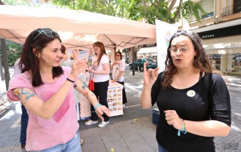 Esta mañana la asociación ha estado en la plaza Sagasta | Jesús Cruces.