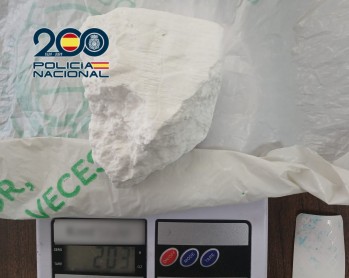 La mujer llevaba mas de 200 gramos de cocaína  | Policía Nacional.