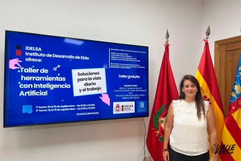 La edil de Fomento Económico, Lorena Pedrero, ha informado sobre el taller. 