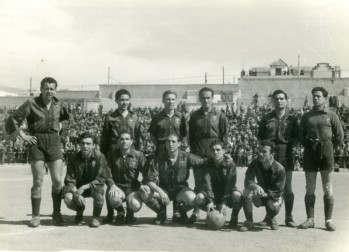 Una de las formaciones del Deportivo Eldense durante la temporada 1949-50.