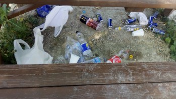 Petrer intensifica la vigilancia policial durante los fines de semana tras detectarse un incremento de botellones