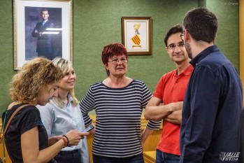 Los tres directores han presentado la nueva oferta junto a la edil de Educación, Sabina Sendra | J.C.