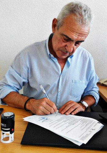 La Escuela Oficial de Idiomas firma un acuerdo con la Universidad de Atenas para formar a su profesorado
