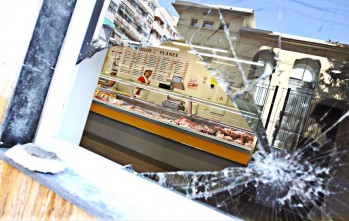 El detenido no pudo robar puesto que las cajas registradoras estaban vacías | Jesús Cruces