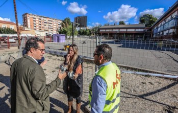 Esta mañana han visitado el colegio Miguel Hernández. 