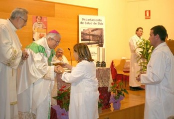El Hospital realiza una eucaristía para celebrar la Jornada Mundial del Enfermo
