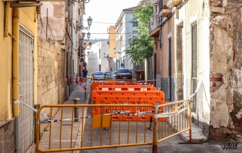 El Ayuntamiento  actuará de urgencia para abrir esta calle pronto. 