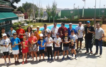 Los jóvenes tenistas del Club de Campo de Elda destacan en un fin de semana dedicado al deporte