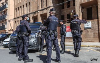 Uno de los hombres permanece detenido. Imagen de archivo| J.C.