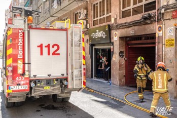 El incendio se ha originado a primera hora de la tarde | Nando Verdú. 