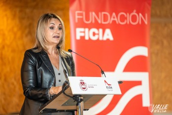 La consellera ha visitado esta tarde Elda | Nando Verdú.