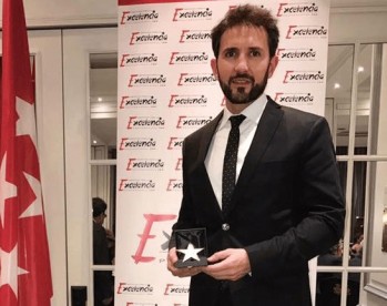 Evonhé Estilistas recibe la Estrella de Oro del Instituto para la Excelencia Profesional