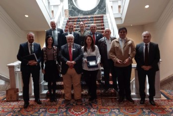 La reunión tuvo lugar en el propio Senado.