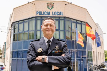 Fermín Bonet está al frente de una plantilla de 60 agentes | Nando Verdú.