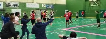 Júbilo por la victoria del Balonmano Petrer Hispanitas