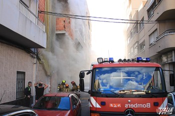 El humo era visible a gran distancia.