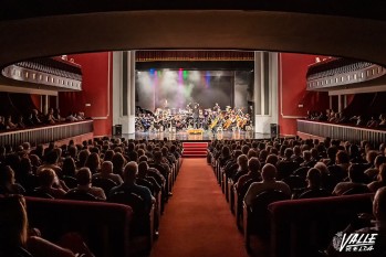 El Teatro Castelar recibe a miles de personas cada año | Nando Verdú.