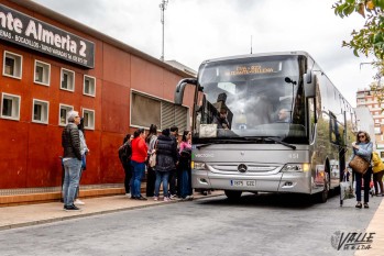 Los usuarios denuncian la urgente ampliación del servicio | Nando Verdú.