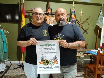 El presidente de la Asociación Española de Veteranos de las Brigadas de Tropas de Socorro, Tomás Vela, y el presidente de la Hermandad de Veteranos Legionarios,  Bernardo Cosa.