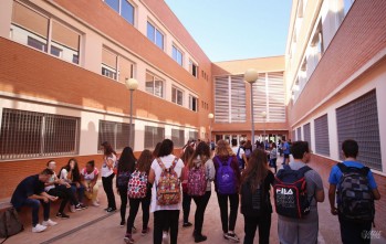 El PP afirma que el curso escolar ha comenzado con las infraestructuras como estaban hace tres años