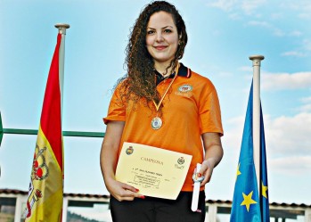 La eldense Alicia Olivares, oro y bronce en el Campeonato de España de Tiro Olímpico