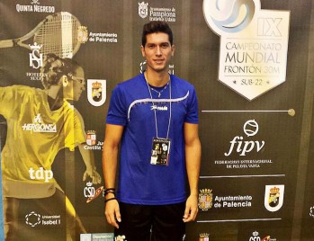 El eldense José Francisco Alpañez jugará esta tarde la semifinal del Campeonato del Mundo sub-22 de Frontenis