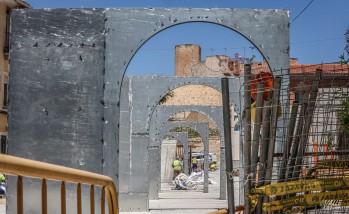 Los arcos conectan Santa Ana y el Castillo.