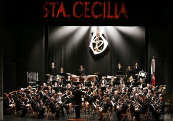 La Santa Cecilia volvió a llenar el Teatro Castelar | Jesús Cruces.