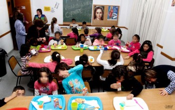Las parroquias celebran la Navidad con representaciones infantiles y villancicos