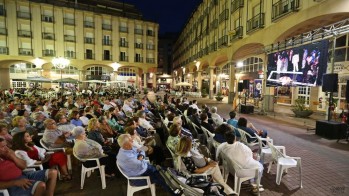 El pasado mes de julio la Plaza Mayor ya acogió la proyección de una ópera | Jesús Cruces. 