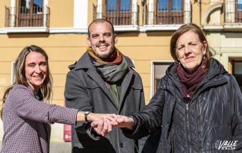 Cristina Rodríguez, Iñaki Pérez y Marisa Ibáñez en la rueda de prensa. 