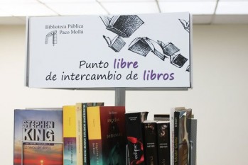 La Blibioteca Paco Moyá crea una iniciativa para compartir libros entre lectores sin tener que devolverlos
