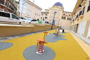 Petrer invierte otros 30.000 euros en juegos infantiles