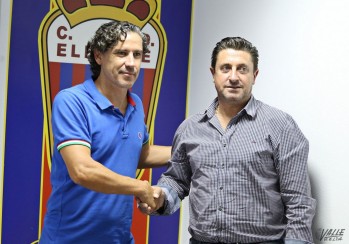 Garrido y Torregrosa durante la presentación del entrenador | Jesús Cruces.