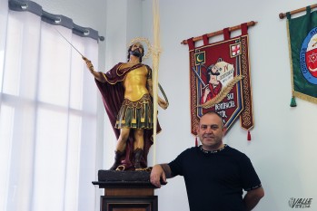 Paco Castalla junto a San Bonifacio, Mártir | Marta Maestre.
