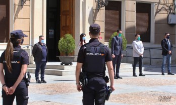 Minuto de silencio en Elda.