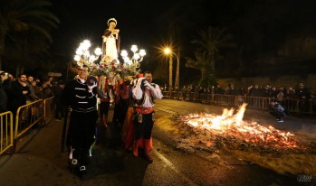 Los presidentes de la fiesta y Alfaro dieron las 