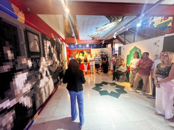 La obra está dentro de la Oficina de Turismo | Ayuntamiento de Petrer. 