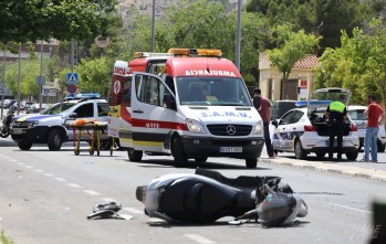 Por causas que se investigan, el conductor ha perdido el control y ha fallecido en el acto | Jesús Cruces.