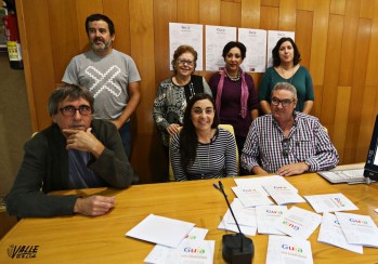 Representantes de las ONG con Vicente Deltell y Nieves López I Jesús Cruces.