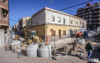 La primera intervención ha sido en la calle Colón | J.C.