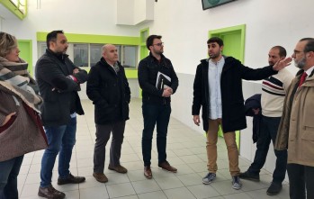 Petrer abre los vestuarios reformados del Pabellón Municipal tras una reforma de 210.000 euros