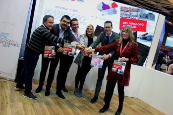 Los representantes políticos de Elda, Petrer y Monóvar han presentado la ruta en FITUR.