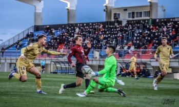 El CD Eldense su segunda derrota consecutiva en el Nuevo Pepico Amat | J.C.