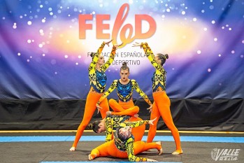 El club Fit Dreams ha actuado ante su afición | Nando Verdú. 