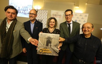 Imagen de la presentación del libro en el Casino Eldense | Jesús Cruces.