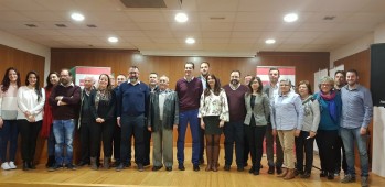 Imagen de la nueva ejecutiva socialista en Elda.